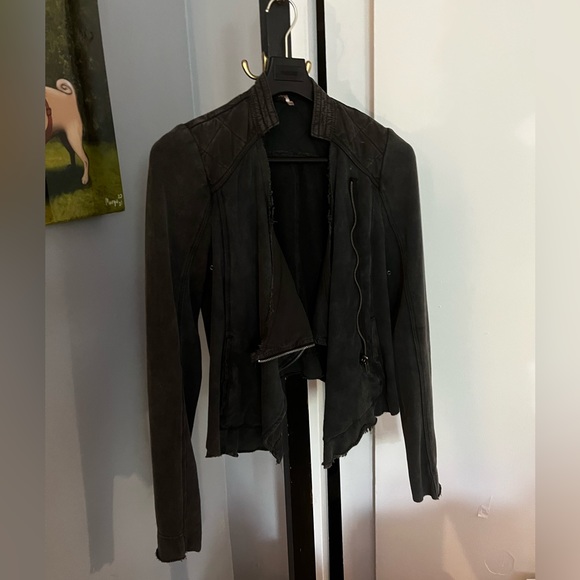 BNWOT Free People Asymetrical Zip-Up sweater - Never Worn!! - 10/10 - Sz M - Picture 1 of 4